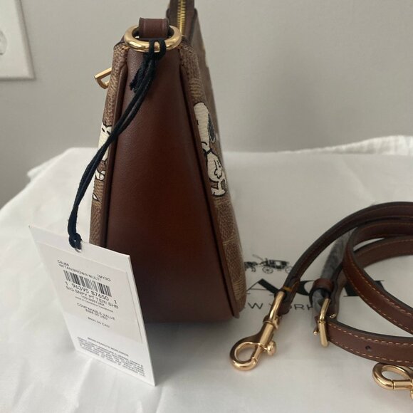 NWT Coach X Peanuts Teri Shoulder Bag In Signature Canvas With Snoopy Print - Picture 5 of 6